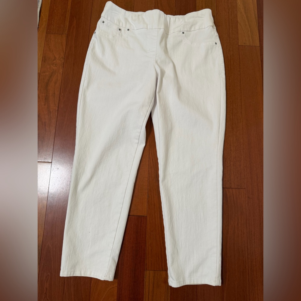 Ruby RD Petite White Pull On Capri Pants Size 12P